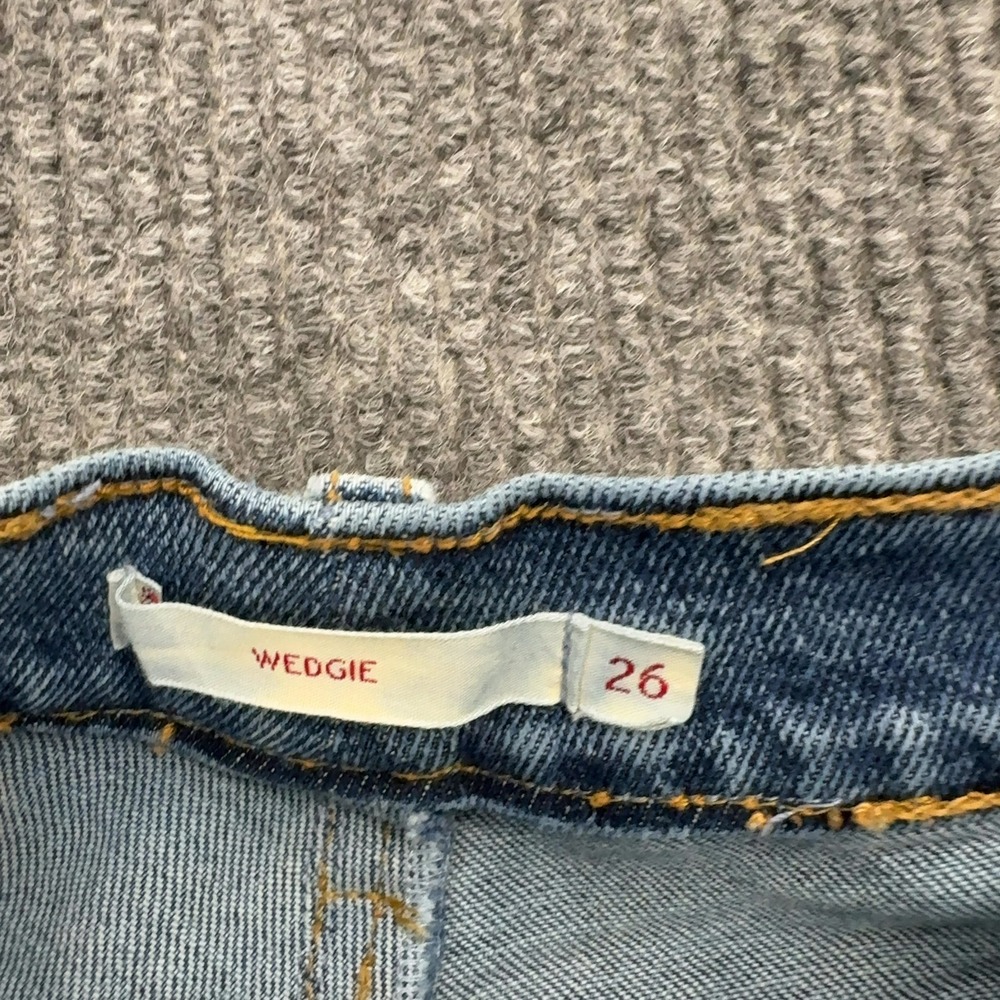 Levis Jeans Womens 26 Blue Cotton Wedgie High Rise Straight Slim Casual Style - Picture 4 of 11